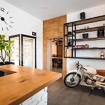 Pri Karlu & Oda ve Kahvaltı 3*