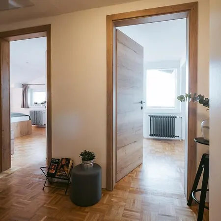 Bed & Breakfast Pri Karlu &
