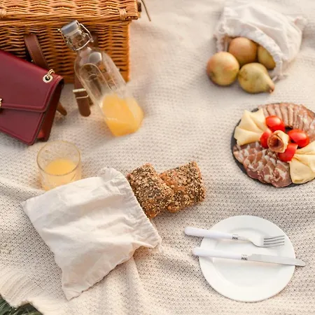 Bed & Breakfast Pri Karlu & 3*