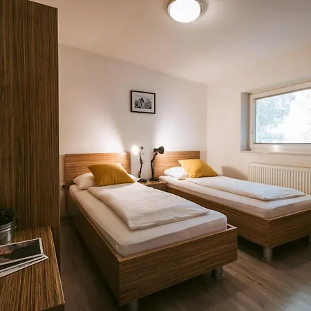 Pri Karlu & 3* Maribor
