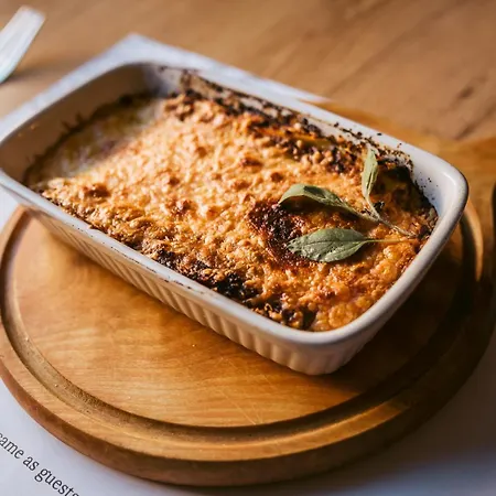 Pri Karlu & Couette-café 3*