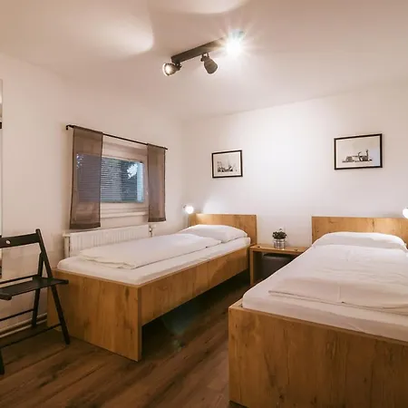 Pri Karlu & Bed & Breakfast