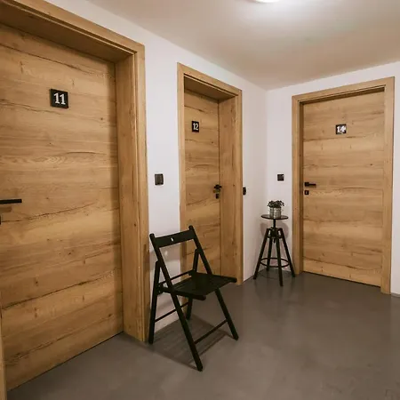 Pri Karlu & 3* Maribor