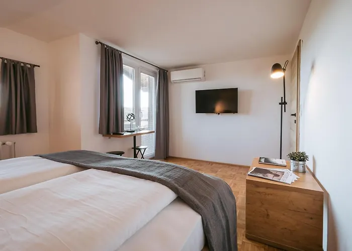 ベッド・アンド・ブレックファスト Pri Karlu &