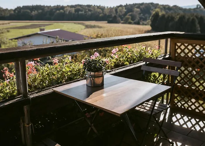 Pri Karlu & Nocleg ze śniadaniem 3*