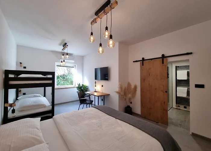 ベッド・アンド・ブレックファスト Pri Karlu &